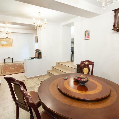 Batistei Bourgeois Apartment Бухарест Экстерьер фото